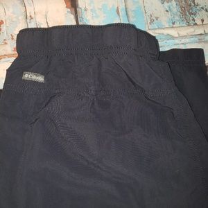 Columbia men's black swim trunks large